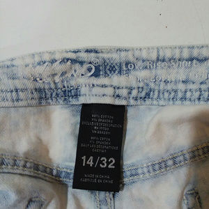 Mossimo Supply Co. Shorts - Mossimo Low Rise Bleached Fringe Floral Jean Short Mossimo Supply Co. Shorts - Mossimo Low Rise Bleached Fringe Floral Jean Short